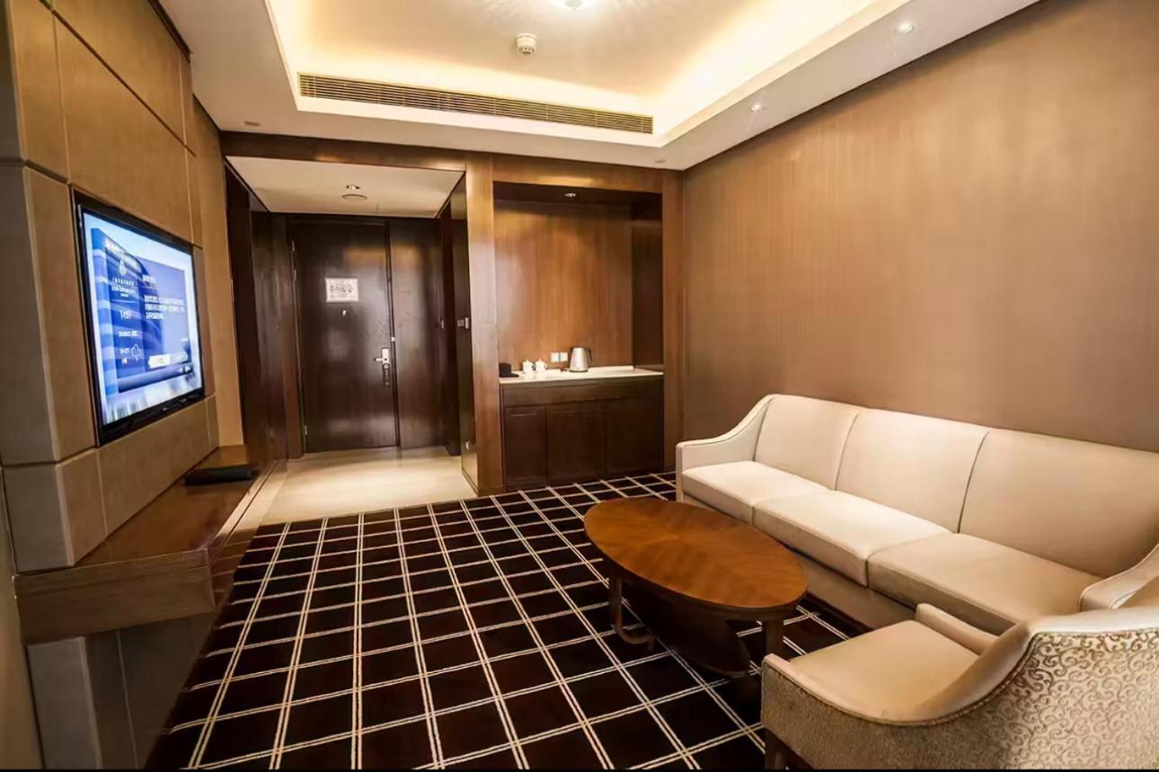 Royal Century Hotel Шанхай Экстерьер фото